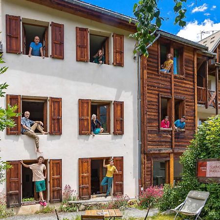 Отель Gite Le Flourou Ле-Монетье-ле-Бен Экстерьер фото